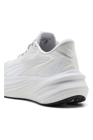 Bele tekaške čevlje iz mrežastega materiala z blaženjem Profoam Puma Maxima Pro