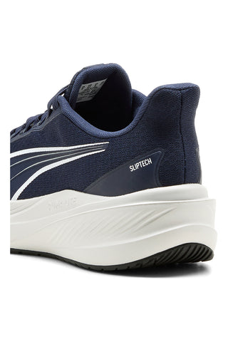 Modri tekaški čevlji s tehnologijo Sliptech in mrežastim zgornjim delom Puma Dasher Lite SlipTech