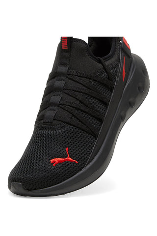 Črni športni copati z rdečimi detajli Puma Softride Carson Fresh