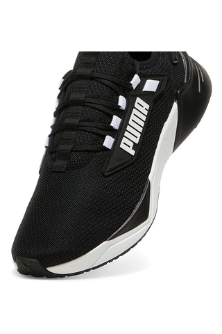 Črni udobni športni copati Puma Retaliate 3