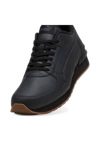 Črni športni copati Total Black s podplatom SoftFoam+ Puma ST Runner v4 L