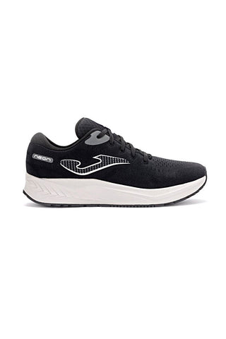 Tekaški čevlji Joma Neon 2601 dihajoče črne barve