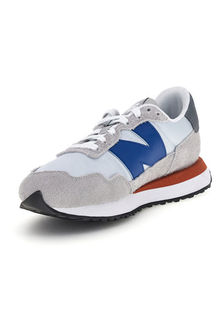 Sive superge iz usnja in blaga New balance M2374SC
