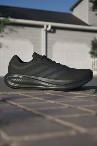 Lahki črni tekaški čevlji Adidas Response Runner 2