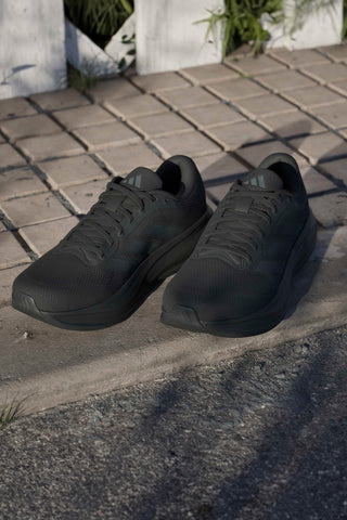 Lahki črni tekaški čevlji Adidas Response Runner 2