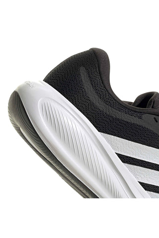 Lahki črni tekaški čevlji Adidas Response Runner 2