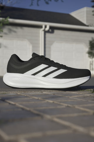 Lahki črni tekaški čevlji Adidas Response Runner 2