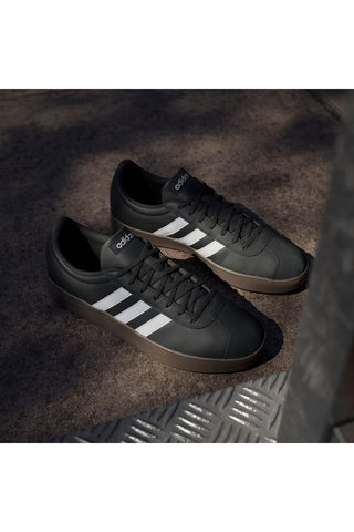 Črni športni copati z belimi črtami Adidas VL COURT BASE