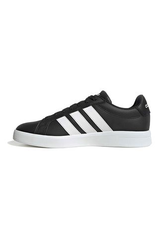 Črni športni copati z belimi detajli v ikoničnem slogu Adidas Grand Court Base 3