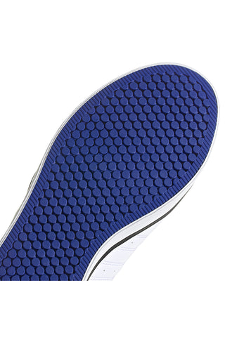 Bele superge v slogu skate z vulkaniziranim podplatom Adidas Daily 3.0