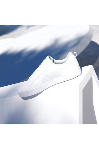 Bele superge v slogu skate z vulkanizirano podplatjo Adidas Vs Pace 2.0
