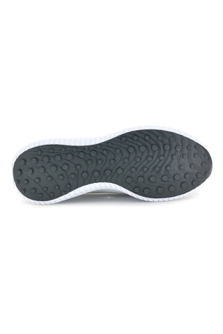 Dihajoči in lahki beli copati Skechers Go Golf Flight