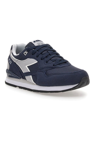 Modri športni copati s sivimi vstavki iz tehničnega materiala Diadora N.92
