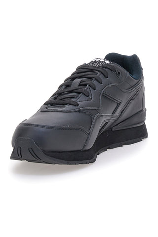 Črni supergi z gladkim zgornjim delom Diadora N 92 L