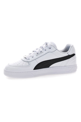 Bele superge z črnim pasom na strani Puma Caven 2