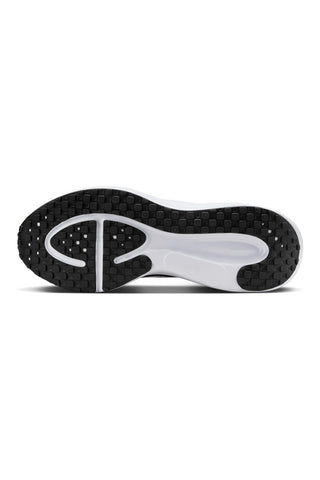 Črni športni copati Nike Revolution 8