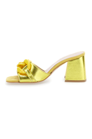 Mules Chic Pittarello 0148 Metalno rumena
