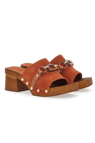 Rjavi cokli s peto 6,5 cm Pittarello Love 15555