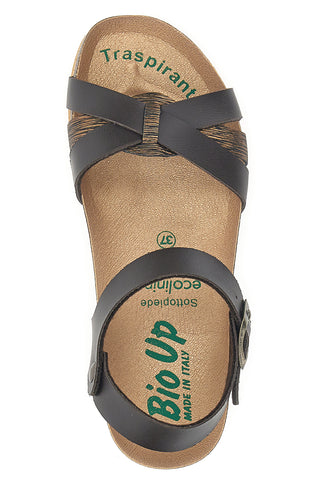 Črni sandali z zaponko Bio Up 22307