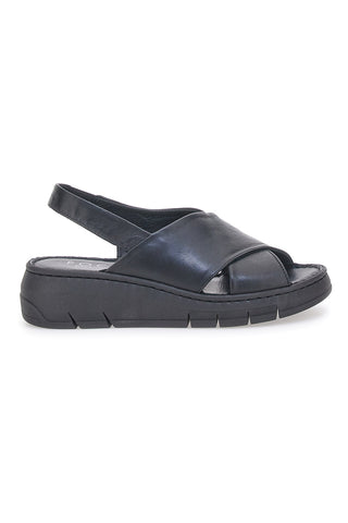 Črni sandali z usnjenim zgornjim delom in mehko podlogo PITTARELLO FOCUS 3315579