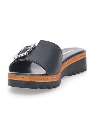 Črne natikače z okrasno sponko Made in Italy PITTARELLO 356670811