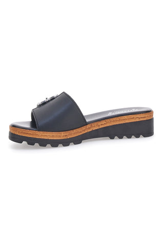 Črne natikače z okrasno sponko Made in Italy PITTARELLO 356670811