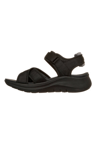 Črni sandali z nastavljivimi prečnimi trakovi Skechers ARCH FIT 2.0 SANDAL FEELIN' BRIGHT