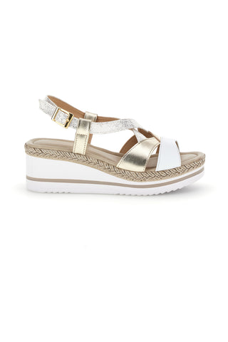 Beli in zlati sandali s klinom Pittarello look MK3234109
