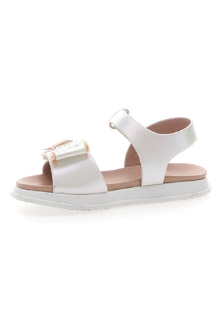 Bele sandale z bleščečo pentljo Pitt Kids 39G2521S