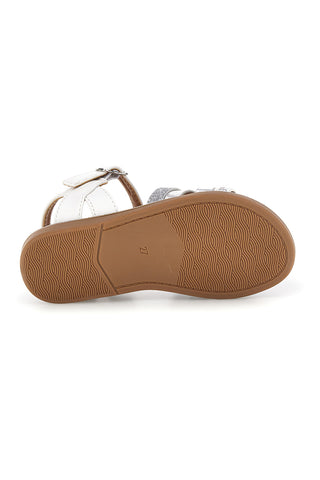 Srebrno beli sandali z nastavljivo zaponko Pitt kids 392633S