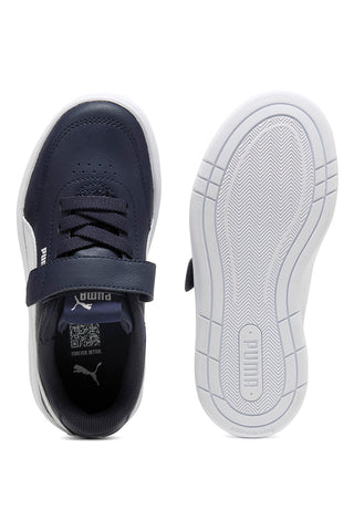 Modri športni copati z belimi detajli Puma Court Classic Clean AC+ PS