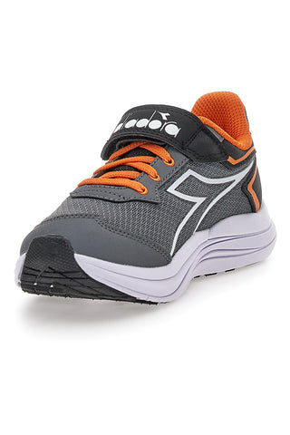 Sivi športni čevlji z oranžnimi detajli in zapenjanjem na velcro Diadora SNIPE 3 JR