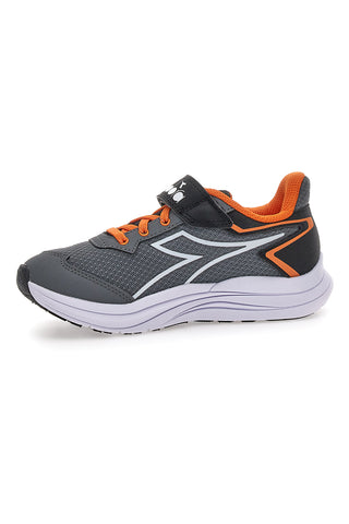 Sivi športni čevlji z oranžnimi detajli in zapenjanjem na velcro Diadora SNIPE 3 JR