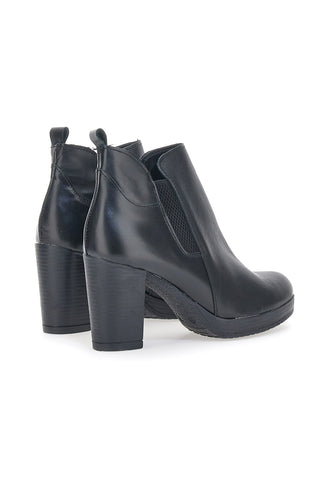 Čevlji Ankle Boots Pittarello Class 302 Črni Prava usnja