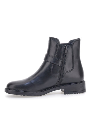 Črni čevlji Chelsea Boots The First 40012