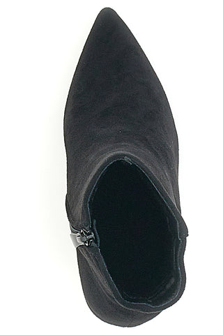 Črni gležnarji The First 381