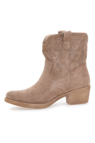 Čevlji Taxani Beige z gladkim zgornjim delom CAFÈ COST RQ2204A