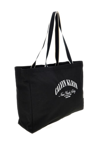 Calvin Klein črna torba za čez ramo iz blaga 3348