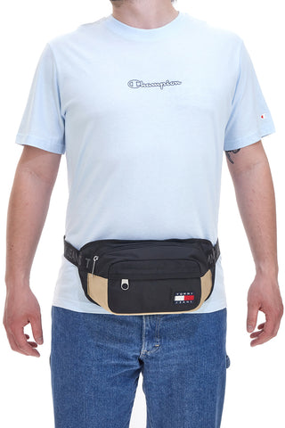 Torba z dvojnim zadrgo TOMMY DAILY BUMBAG Črna