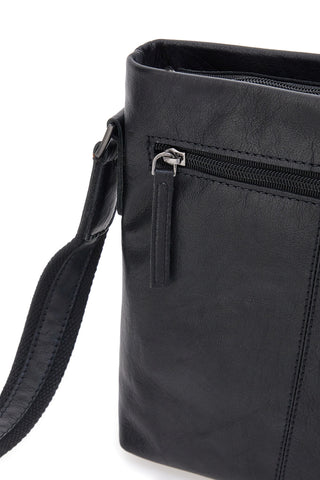 Črna usnjena torba z nastavljivim ramenskim trakom Black Shoot BS2883/T