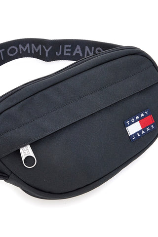Črna torba iz tkanine z logotipom Tommy Jeans Daily Bumbag