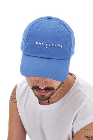 Svetlo modra kapa z izvezenim logotipom Tommy jeans CAP